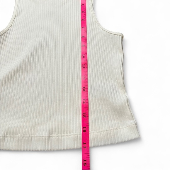 Old Navy Women's Ivory Ribbed mock neck Tank Top size XS petite - Picture 4 of 6